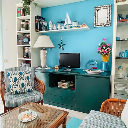 Διαμέρισμα Three-room With Penthouse In Cecina *