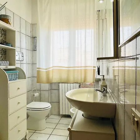 Three-room With Penthouse In Cecina Διαμέρισμα Cecina (Livorno)